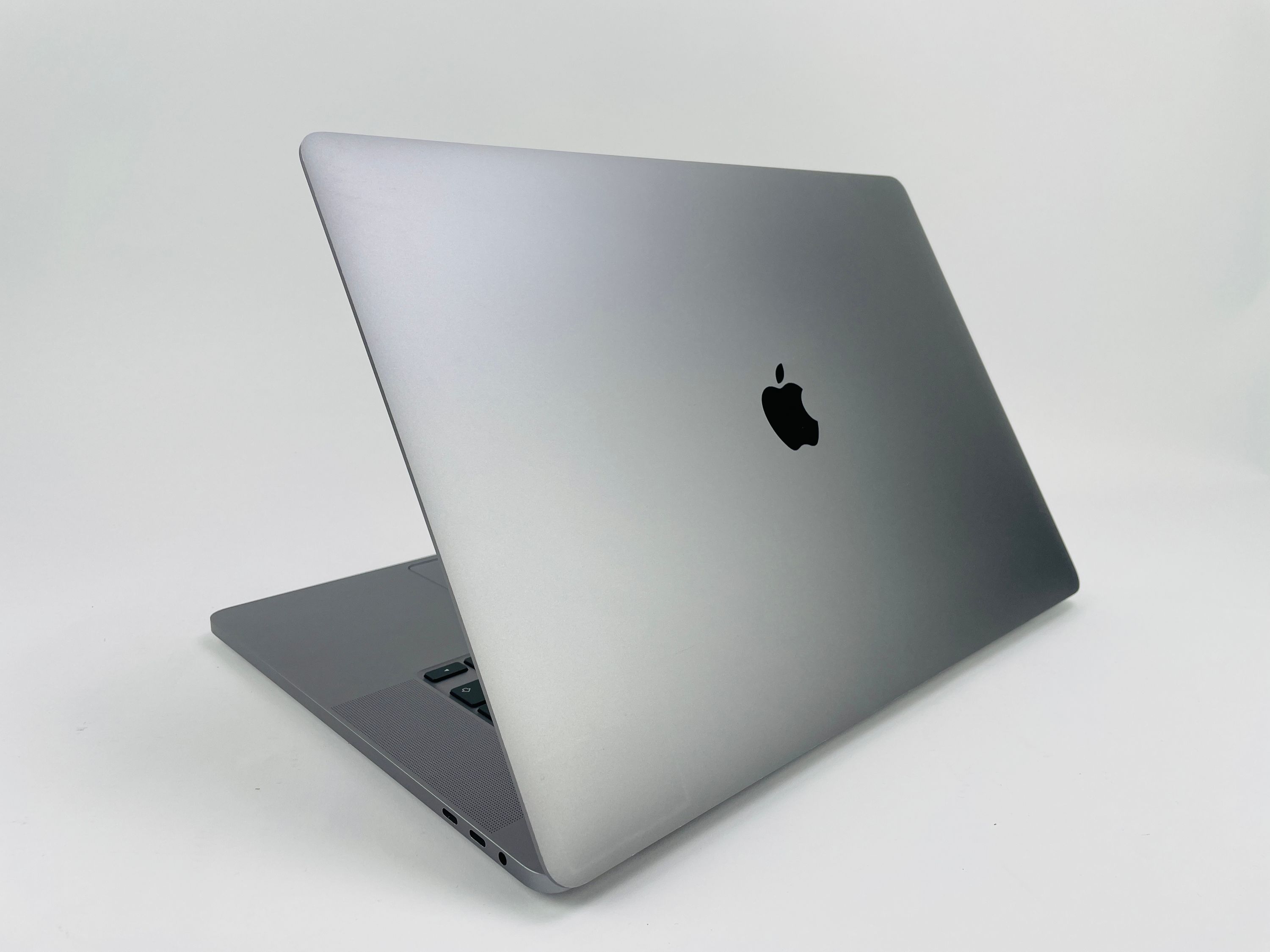 Apple MacBook Pro 16" (2019) Touch Bar i7 2,6 GHz - Space Grau