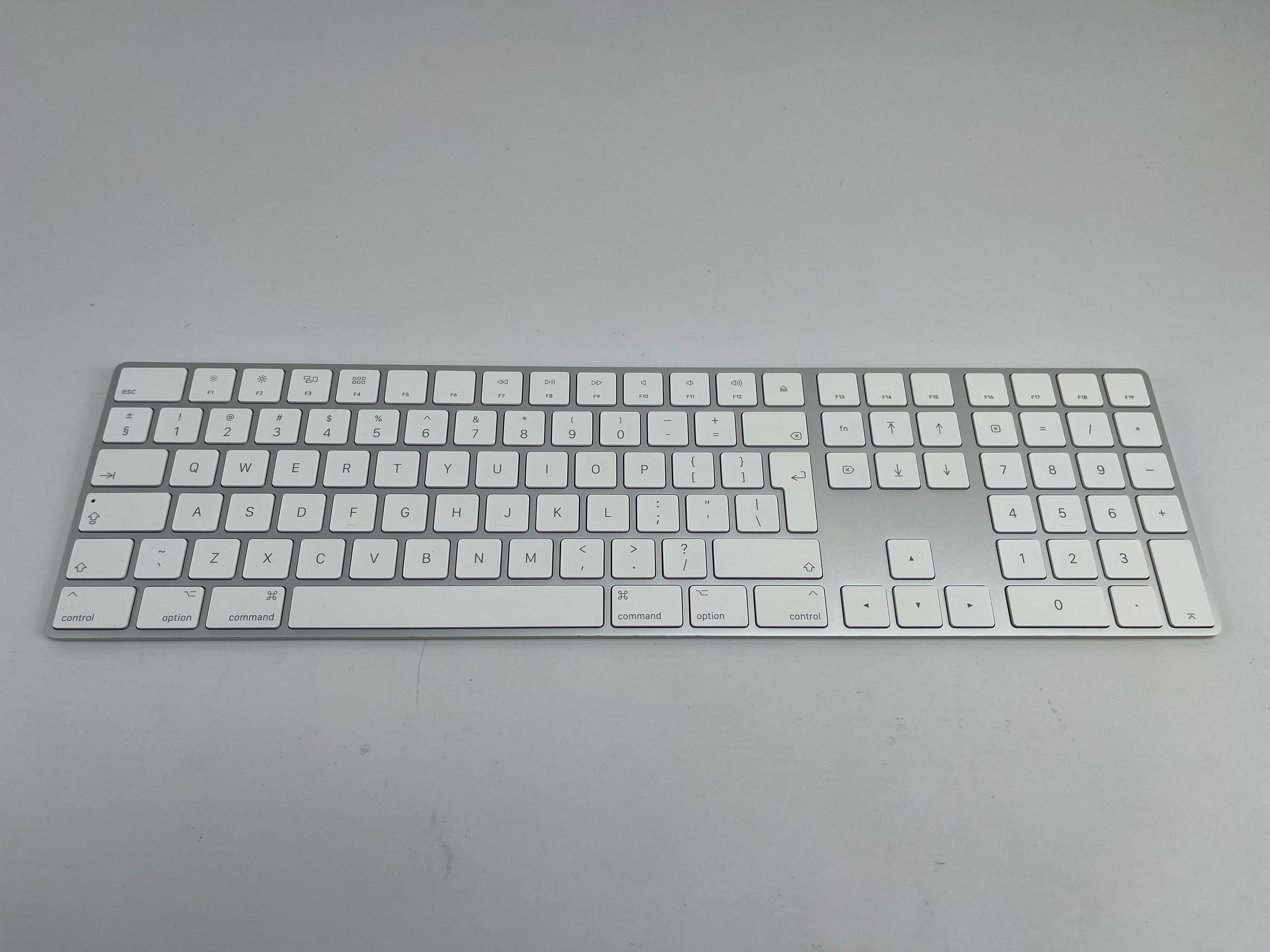 Apple Wireless Keyboard A1843 Ziffern QWERTZ