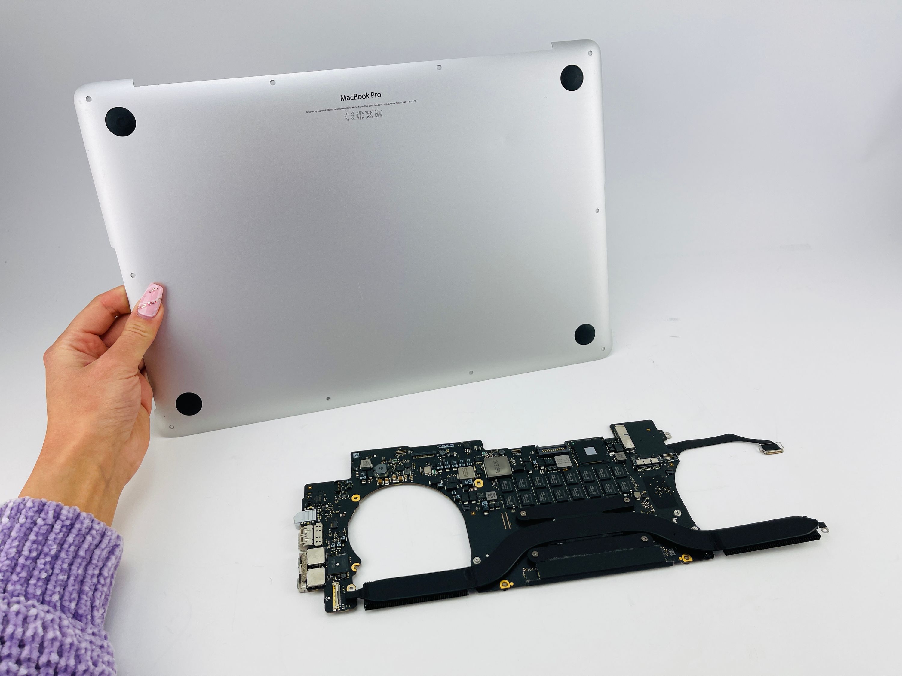 Apple MacBook Pro 15" A1398 Logicboard 2013 - 2014 i7 2,8 GHz