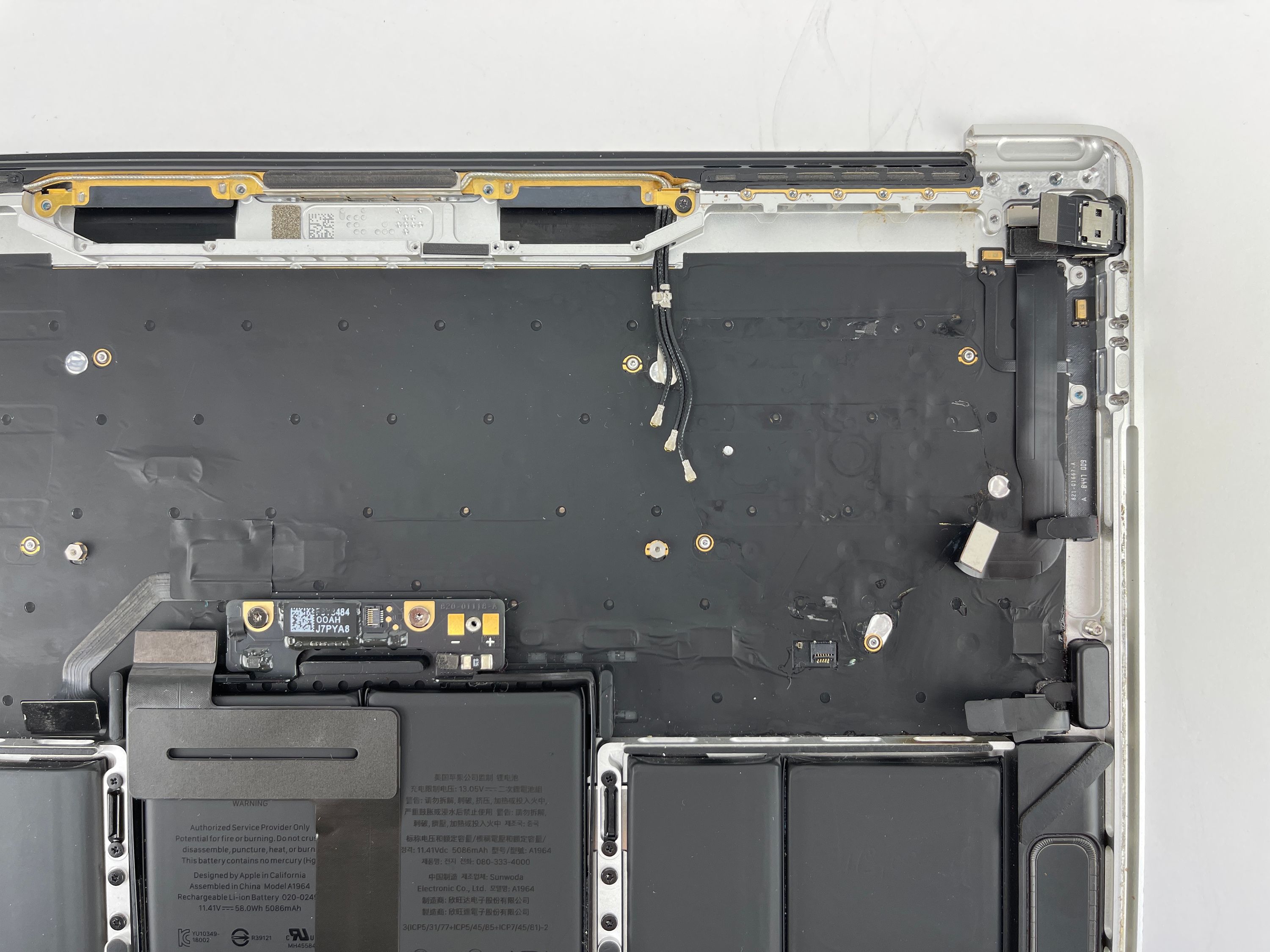 Apple MacBook Pro 13" 2018 2019 A1989 Topcase Silber
