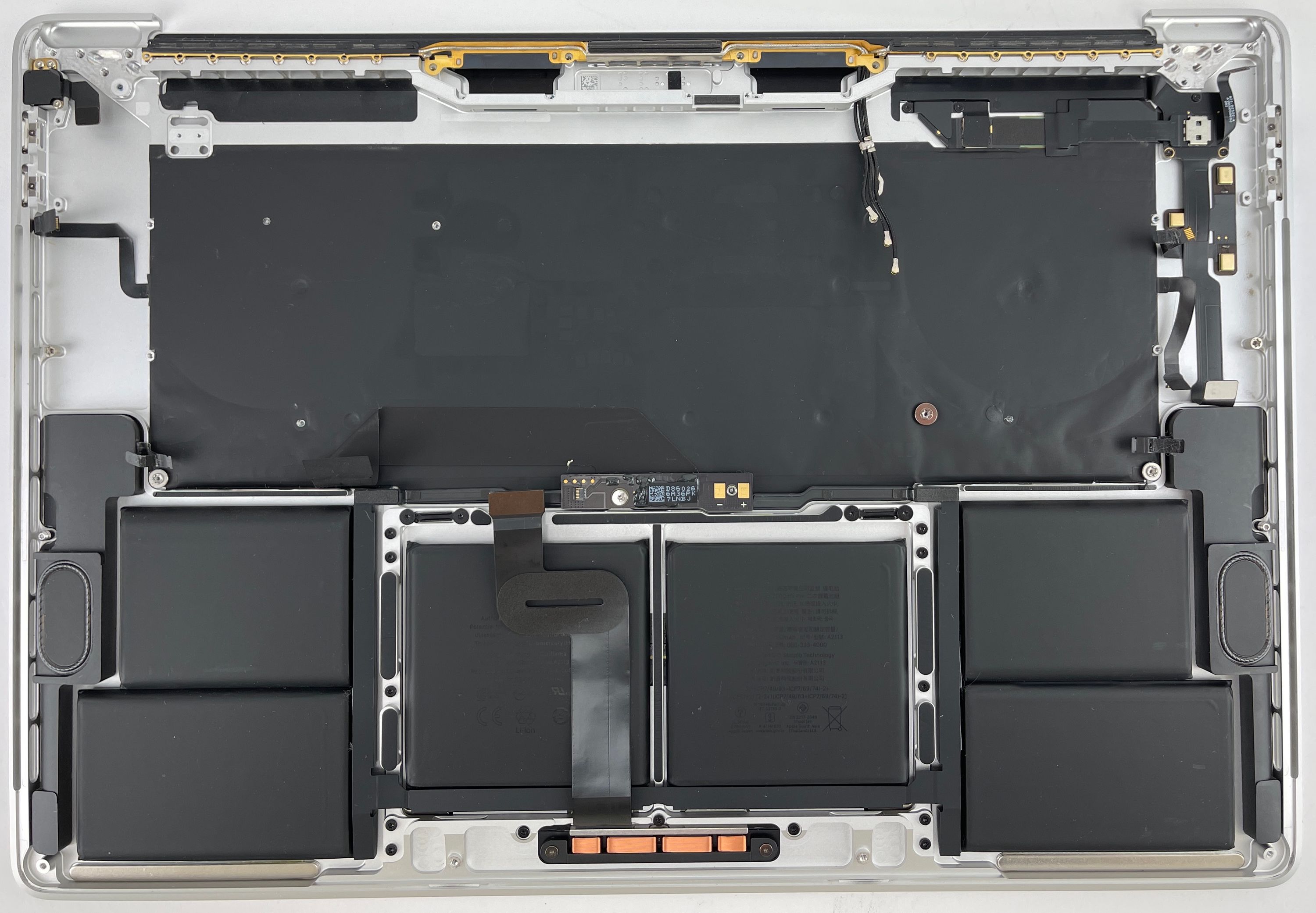 Apple MacBook Pro 16" A2141 2019 Topcase Silber