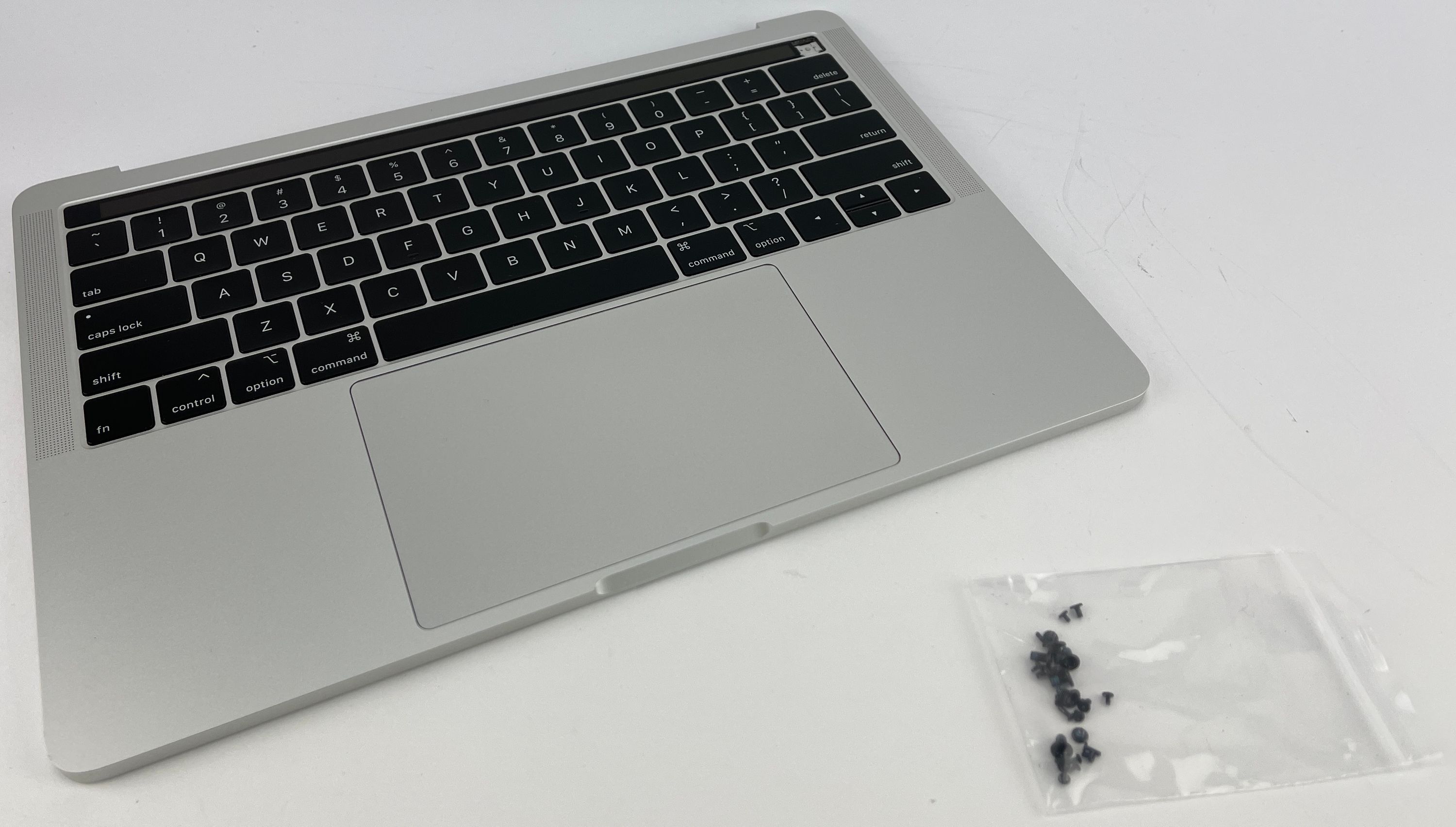 Apple MacBook Pro 13" 2018 2019 A1989 Topcase Silber