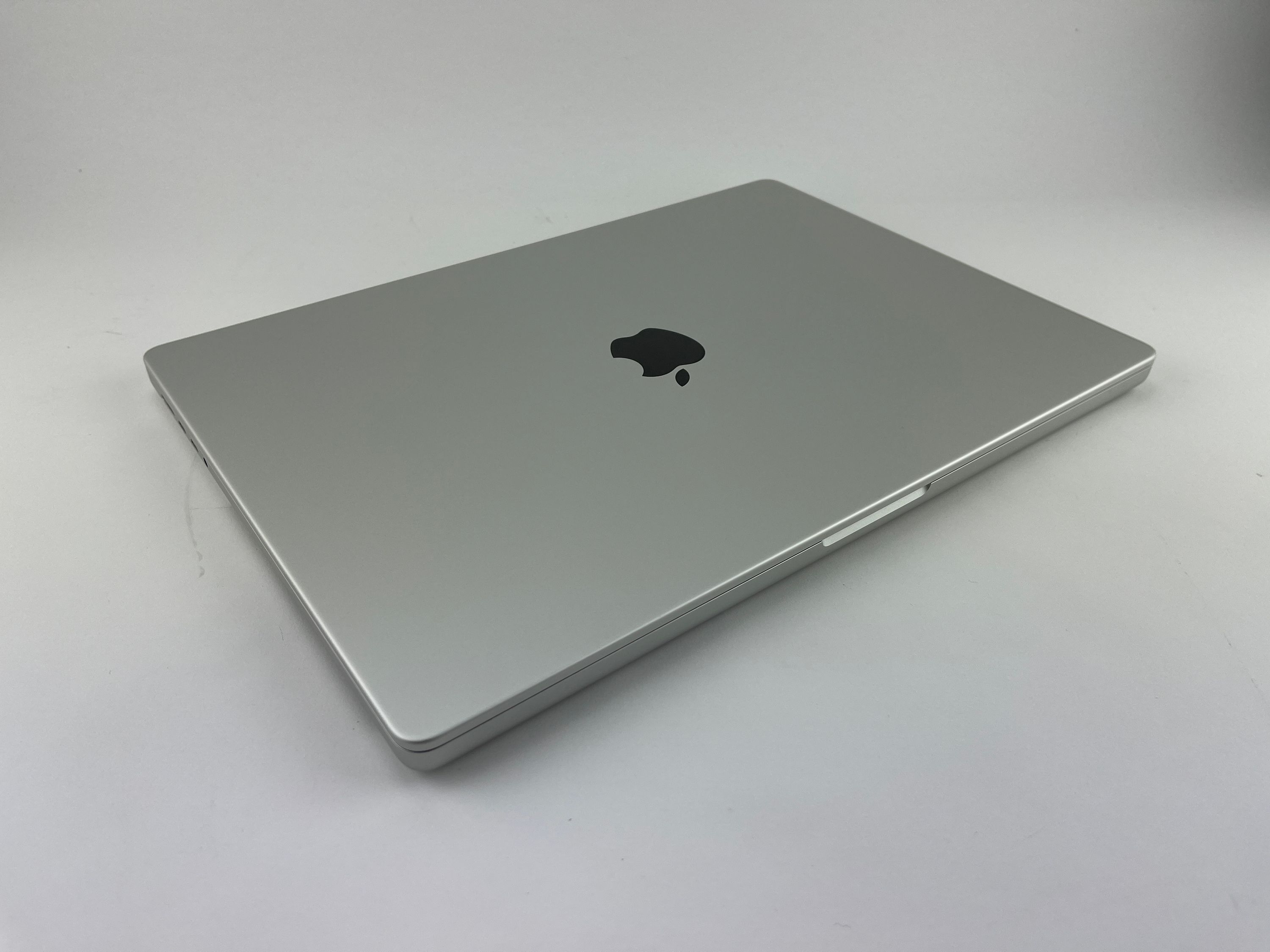 Apple MacBook Pro 16" (2021) M1 Pro - Silber