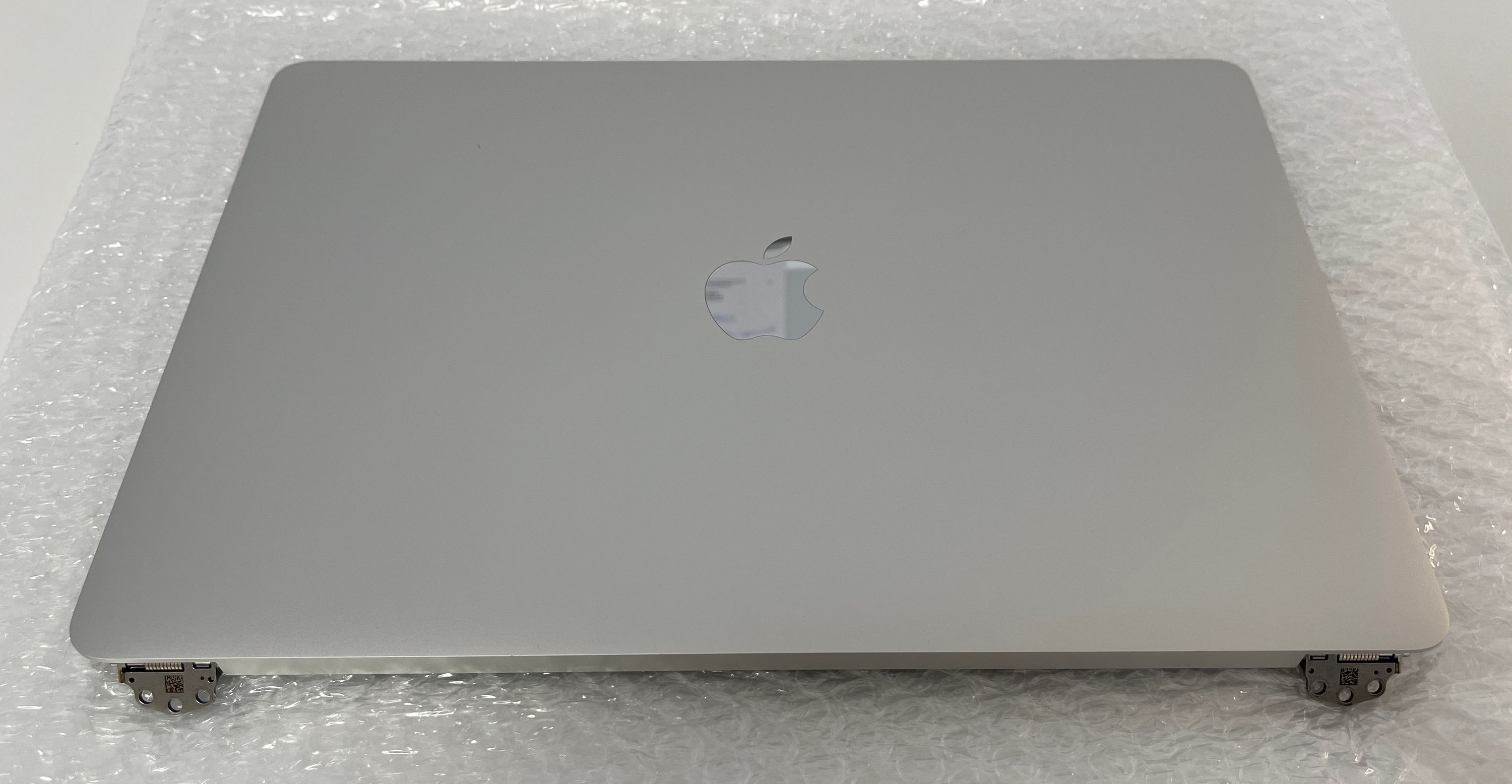 Apple MacBook Pro 13" A2338 2020 Display Silber