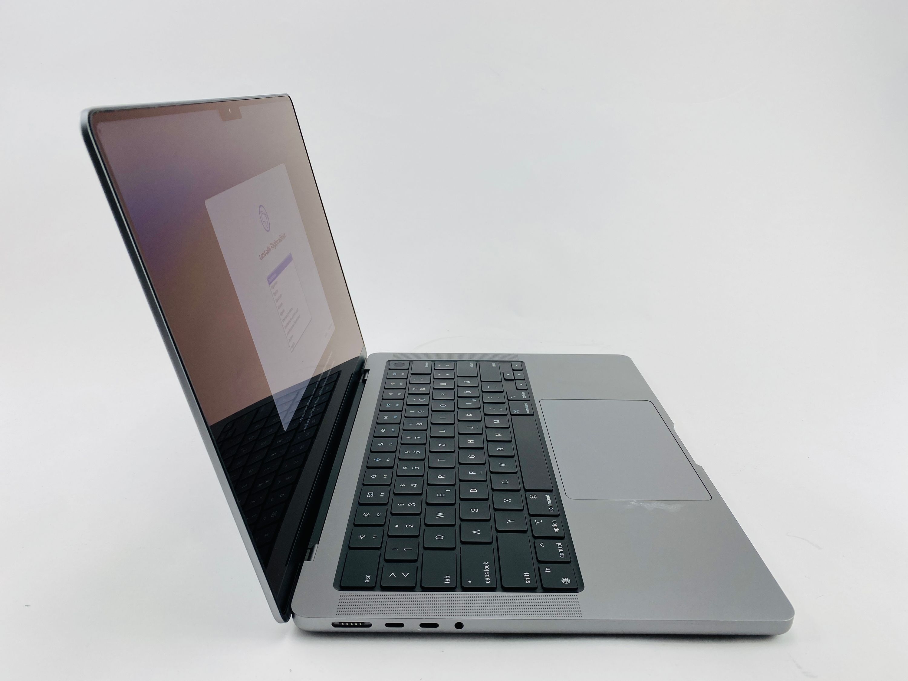 Apple MacBook Pro 14" (2021) M1 Max - Space Grau