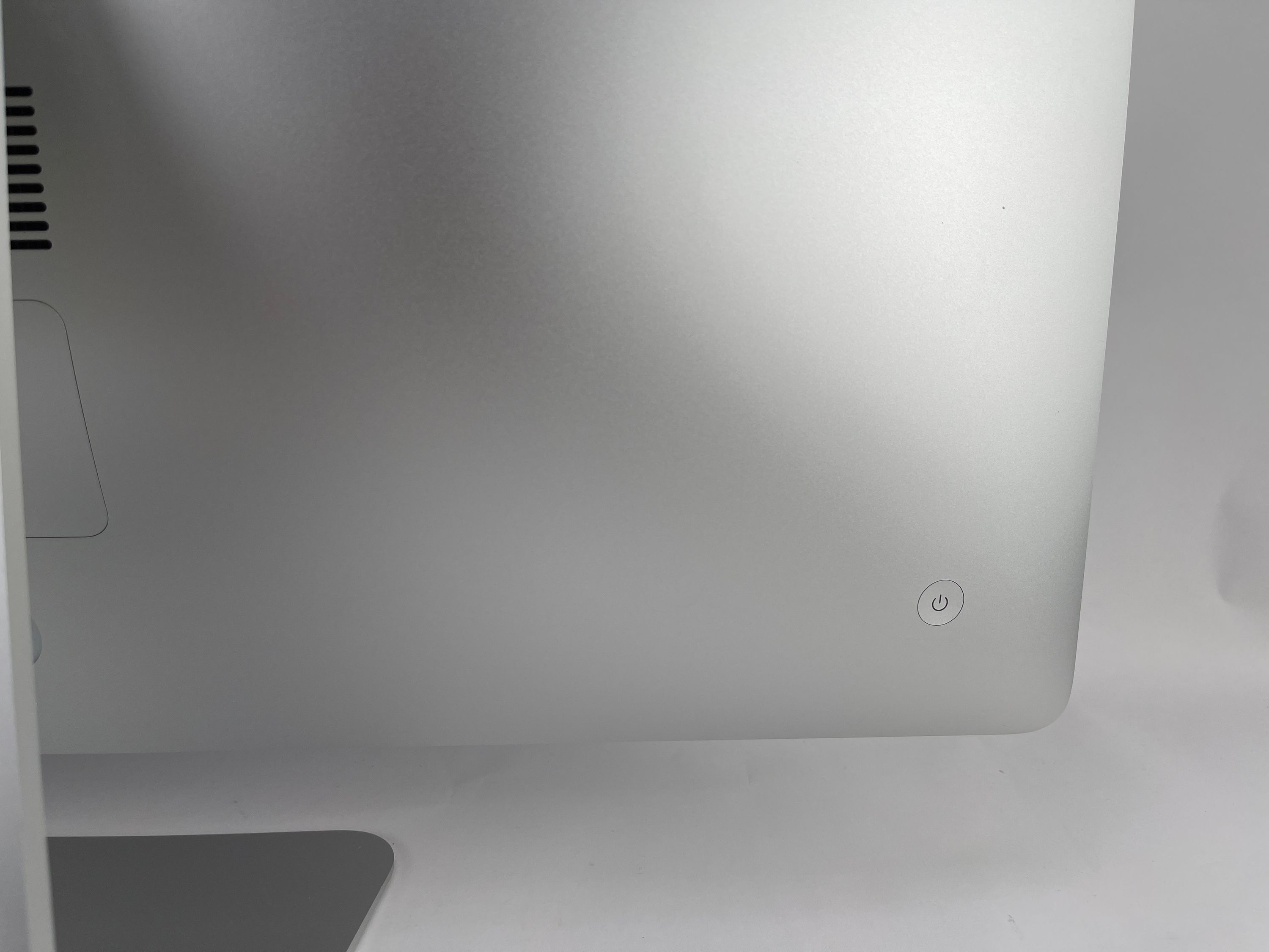 Apple iMac 27" (2020) 5K Retina i9 3,6 GHz 10-Core - Silber 